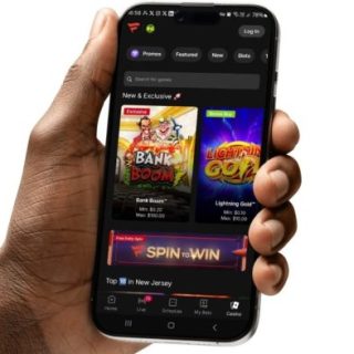 What mobile apps offer Vegas online casino games?